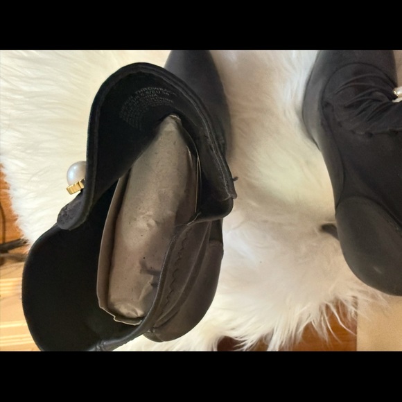 New Nice shoes - Picture 3 of 3